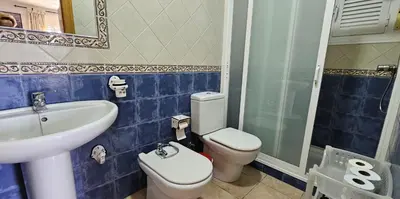 Un baño de Apartamentos Wily y Mavi