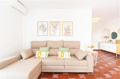Zona de estar de Villa Nico, con piscina privada - By Aloha Palma