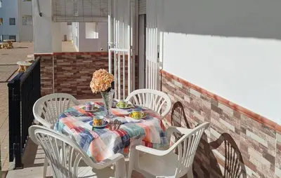 Comida en o cerca de este apartamento