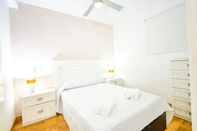 Cama o camas de una habitación en Estudio Céntrico y junto a la Playa - By Aloha Palma