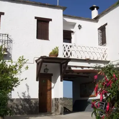 Holiday Home Charmantes Haus in Anlage mit Schwimmbad by Interhome