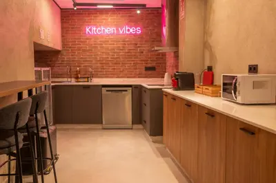 Una cocina o zona de cocina en Hostel Nixar
