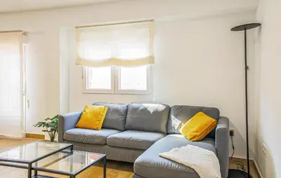 Zona de estar de Lovely Apartment In Almeria With Wifi
