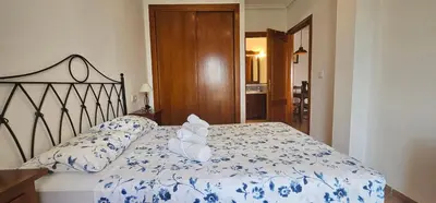 Cama o camas de una habitación en Al Andalus Residencial Piso VIC , con WIFI , primera planta