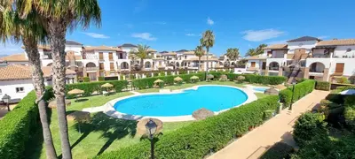 Piscina en o cerca de Al Andalus Residencial Piso VIC , con WIFI , primera planta