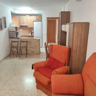 Apartamento con piscina a 200 metros de la playa