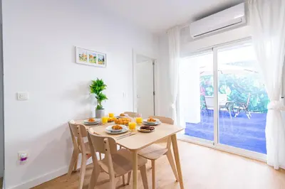 Comida en o cerca de este apartamento