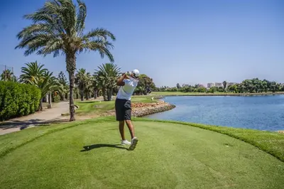 Instalaciones para jugar al golf en el apartamento o alrededores