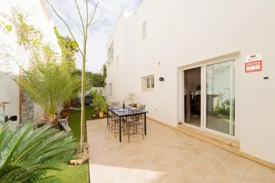 Un patio o zona al aire libre en Villa Las Puertas