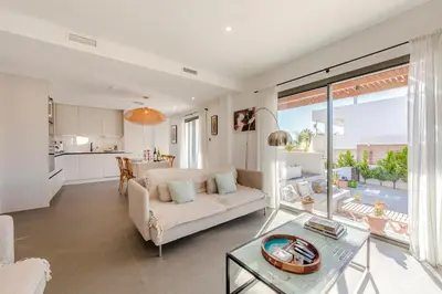 Una cocina o zona de cocina en Long stays # Beach 5min # Sea views # Eco-Friendly
