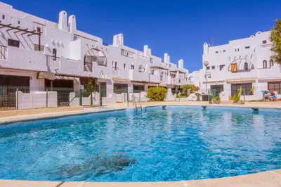 Piscina en o cerca de Marine Oasis, Duplex with Pool by the Sea