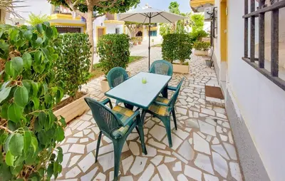 Jardín al aire libre en Lovely Home In Vera With Swimming Pool