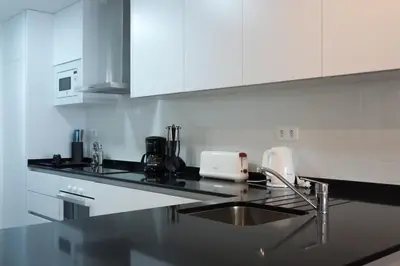 Una cocina o zona de cocina en Jerry