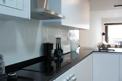 Una cocina o zona de cocina en Jerry