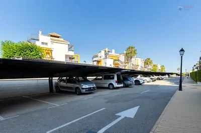 El barrio de los alrededores o un barrio cerca de este apartamento