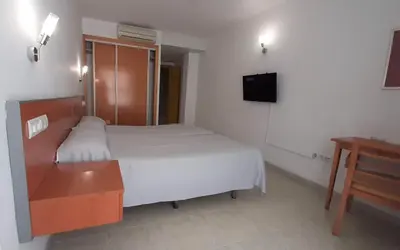 Cama o camas de una habitación en Hotel Mirablau