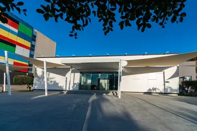 Edificio en el que se encuentra el hotel