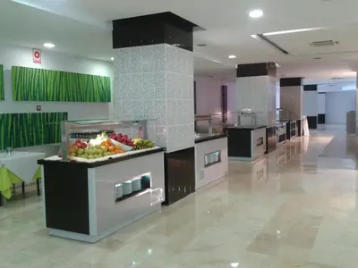 Comida en o cerca de este apartamento
