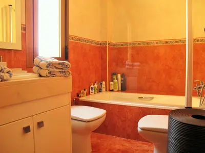 Un baño de Atico Alhamilla