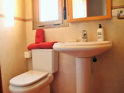 Un baño de Atico Alhamilla