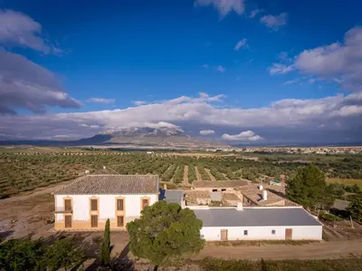 Paisaje cerca of this country house