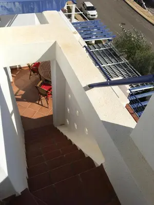 Un balcón o terraza de Sunny Breeze Apartment