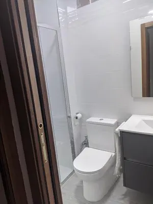 Un baño de Lecoron