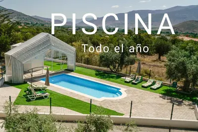Piscina en o cerca de Hotel Rural Familiar Almirez-Alpujarra
