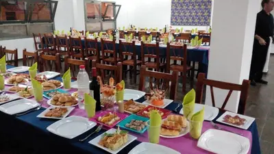 Comida en o cerca de este albergue