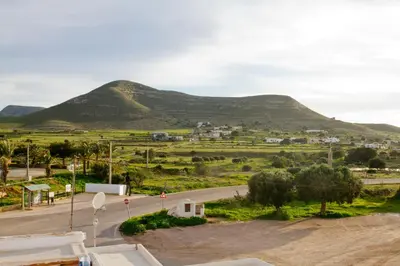Paisaje cerca of this country house