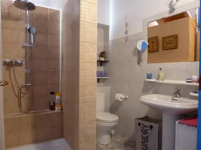 Un baño de la casa de Isabel
