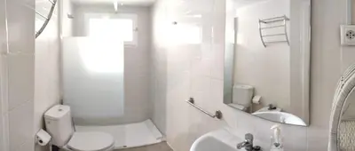 Un baño de Apartamento a 5 min de la playa y el centro