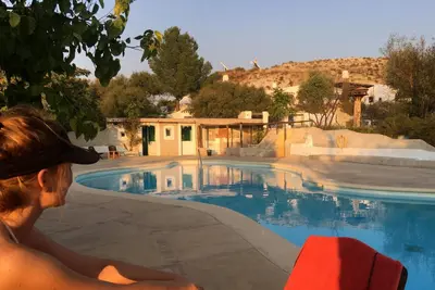 Piscina en o cerca de Al Jatib