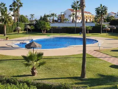 Piscina en o cerca de casa luxury nudista