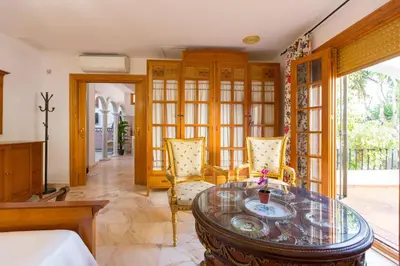 Zona de estar de Casa Glorieta en Villa de Nijar con piscina