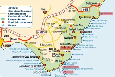 Plano de Casa Atalaya en Villa de Nijar con piscina