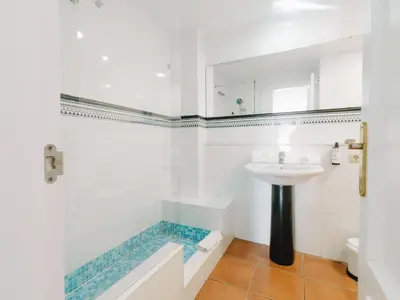 Un baño de Hostal del Cabo