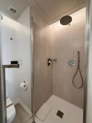 Un baño de Hostal Hs Puerto Lumbreras