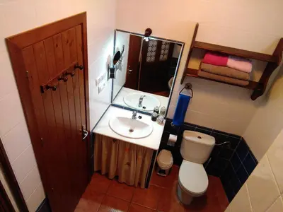 Un baño de Bonito apartamento