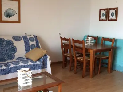 Zona de estar de vista al mar