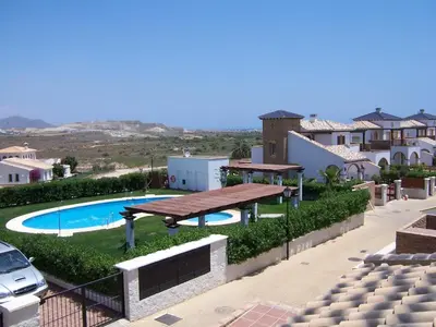 Piscina en o cerca de Villa Alandalus