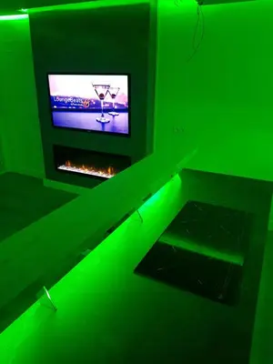 Una televisión o centro de entretenimiento en Apartamento SOLYMAR 3