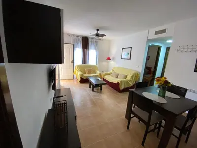 Una televisión o centro de entretenimiento en Apartamento María Isabel en Los Collados Golf - Aguilas