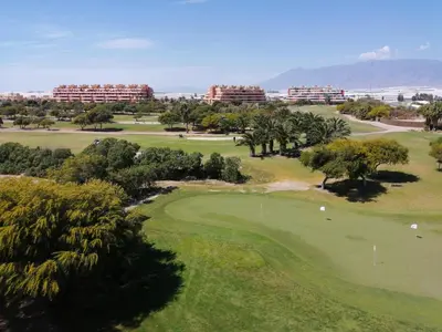 Instalaciones para jugar al golf en el apartamento o alrededores