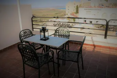 Un balcón o terraza de Hostal Arco Plaza