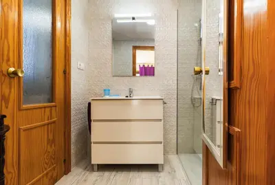 Un baño de Dandelion / Roquemar