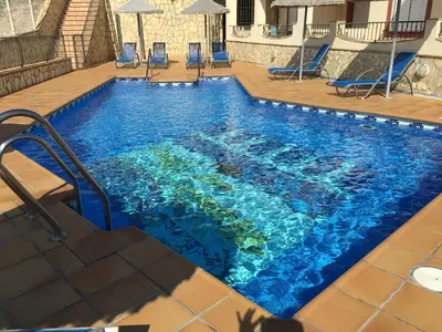 Piscina en o cerca de Apartamentos Turísticos Mirador Del Mar 2A