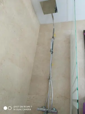 Un baño de APARTAMENTO CON JACUZZI PRIVADO Y PARKING