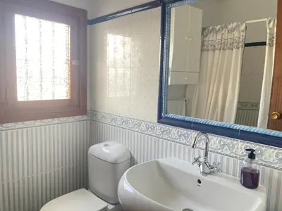Un baño de Cortijo Los Garridos - 12 huéspedes