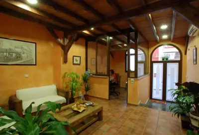 Zona de estar de Hostal el Puente